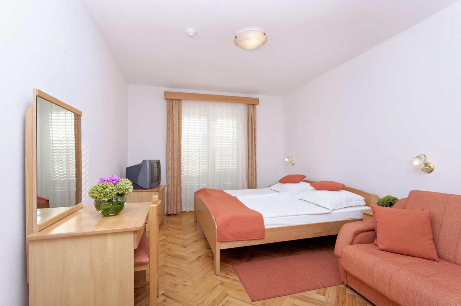 Hotel Epario Lopar Extérieur photo