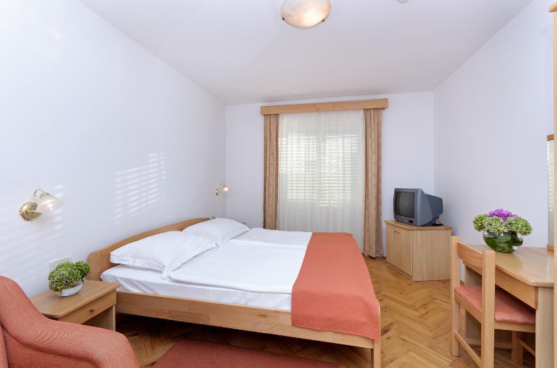 Hotel Epario Lopar Extérieur photo